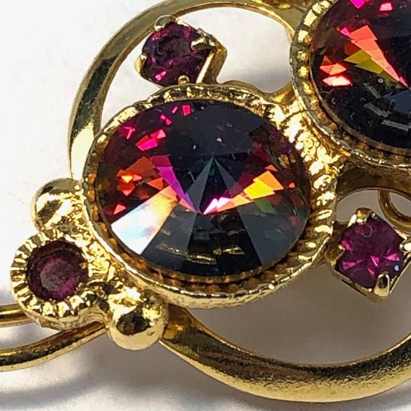 Vintage Unmarked Gold Tone Brooch with Watermelon Rivoli Rhinestones - Picture 2 of 3